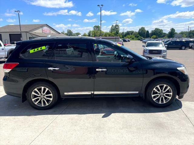 used 2014 Nissan Pathfinder car, priced at $5,495