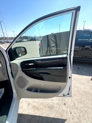 used 2016 Chrysler Town & Country car, priced at $5,995