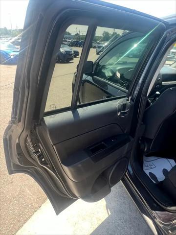 used 2014 Jeep Compass car, priced at $2,795