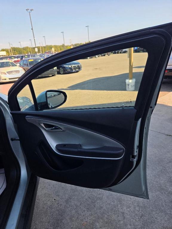 used 2013 Chevrolet Volt car, priced at $5,995
