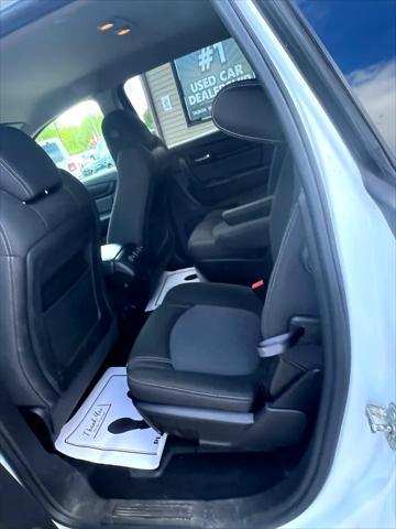 used 2016 Chevrolet Traverse car, priced at $4,995