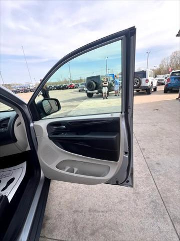 used 2014 Dodge Grand Caravan car, priced at $5,995