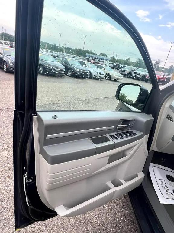 used 2008 Dodge Grand Caravan car, priced at $2,795