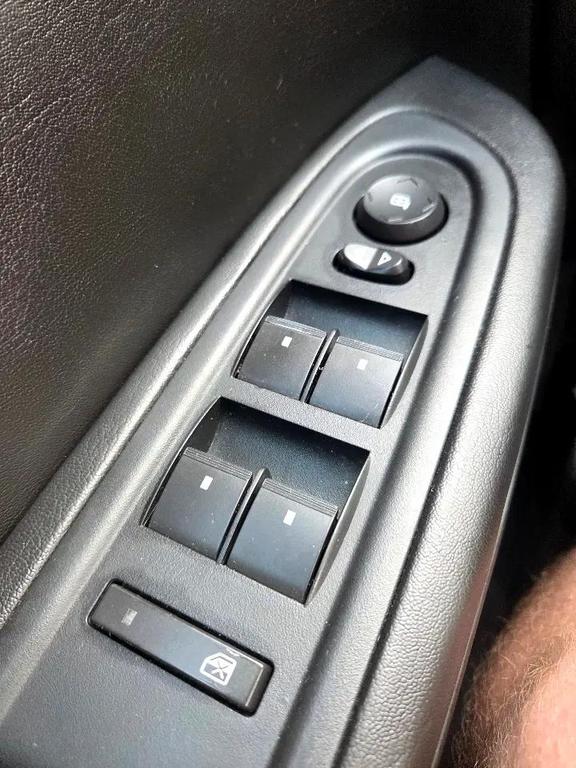 used 2013 Chevrolet Traverse car, priced at $4,495