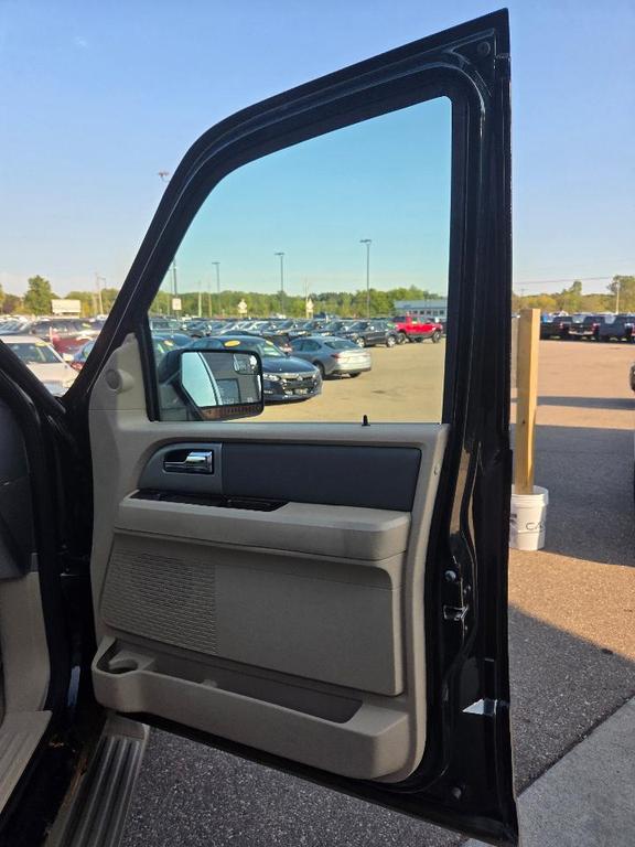 used 2013 Ford Expedition car, priced at $7,495