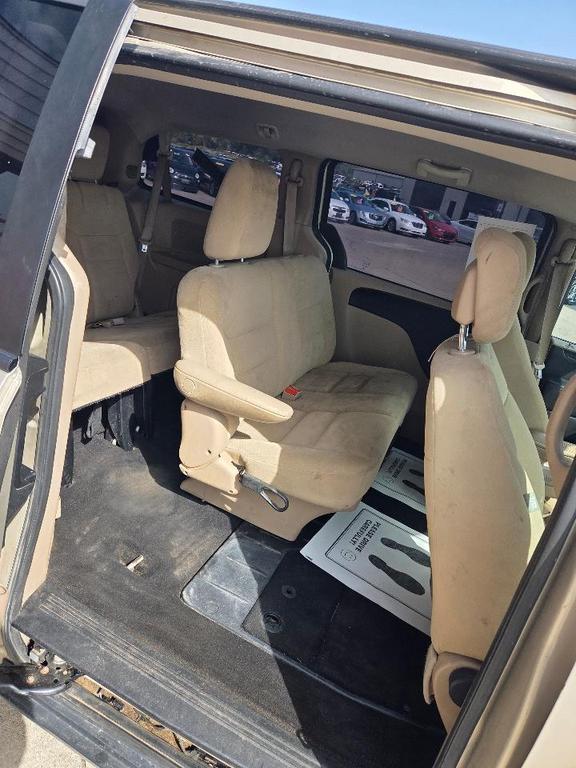 used 2015 Dodge Grand Caravan car, priced at $3,495