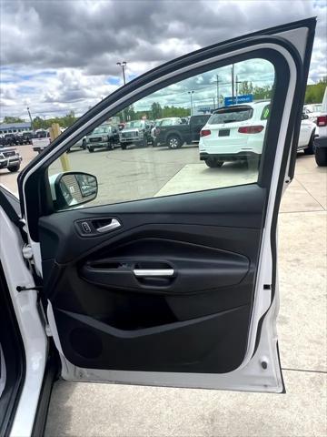used 2017 Ford Escape car, priced at $4,995