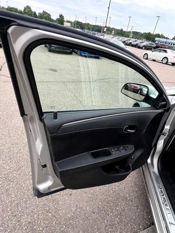 used 2008 Chevrolet Malibu car, priced at $3,995