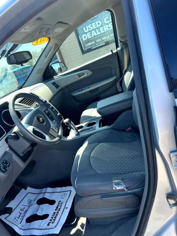 used 2011 Chevrolet Traverse car, priced at $3,495