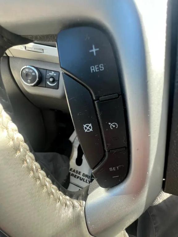 used 2011 Chevrolet Traverse car, priced at $3,495