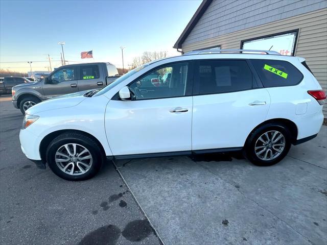 used 2014 Nissan Pathfinder car, priced at $5,495