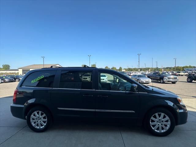 used 2014 Chrysler Town & Country car, priced at $5,995