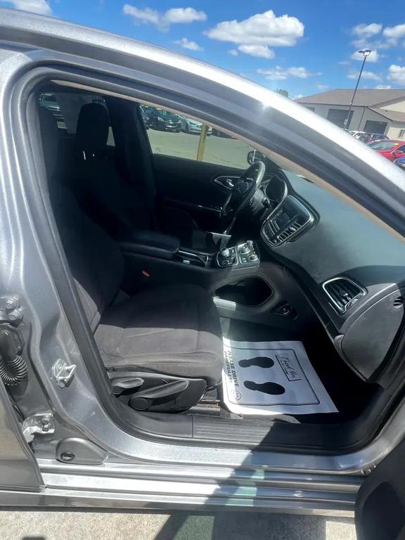 used 2015 Chrysler 200 car, priced at $4,495