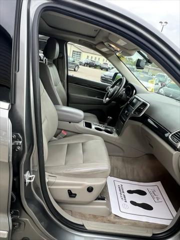 used 2012 Jeep Grand Cherokee car, priced at $8,995