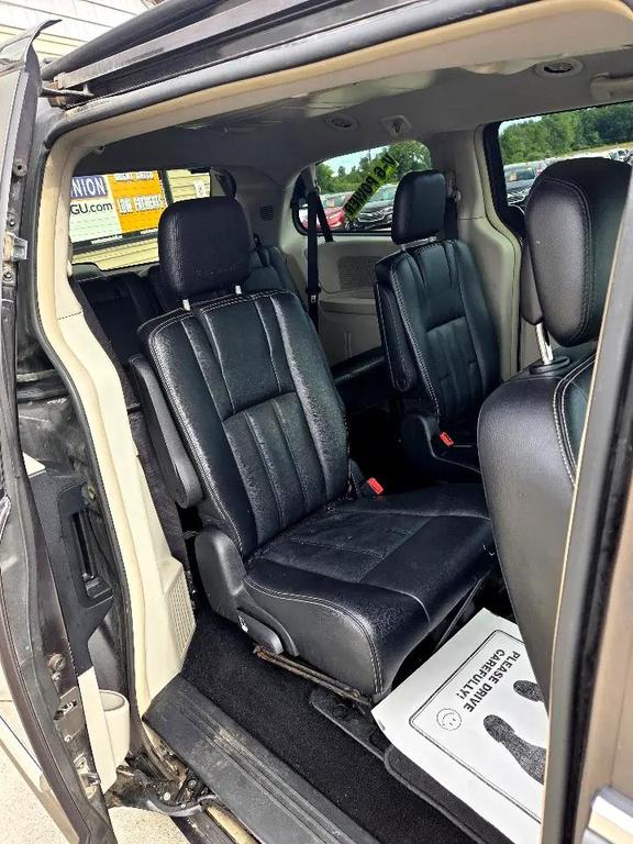 used 2015 Chrysler Town & Country car, priced at $4,495