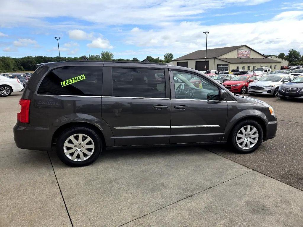 used 2015 Chrysler Town & Country car, priced at $4,495