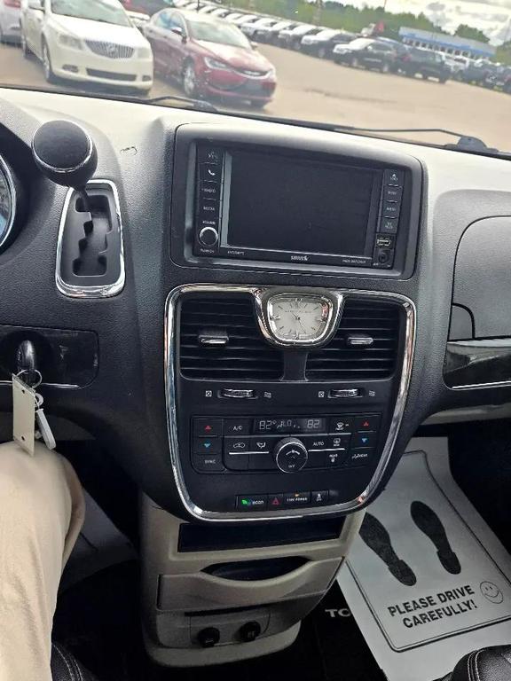 used 2015 Chrysler Town & Country car, priced at $4,495