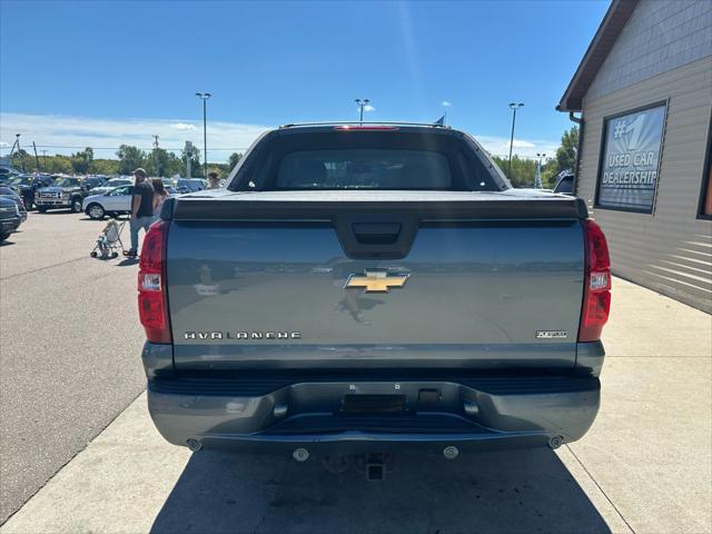 used 2008 Chevrolet Avalanche car, priced at $3,495