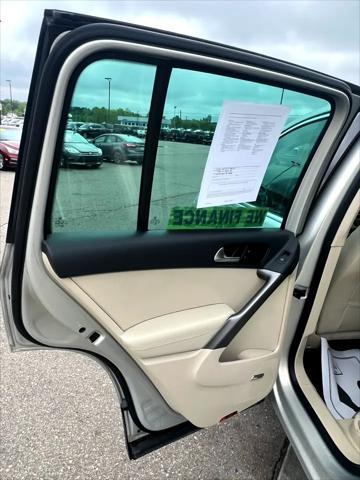 used 2009 Volkswagen Tiguan car, priced at $5,495