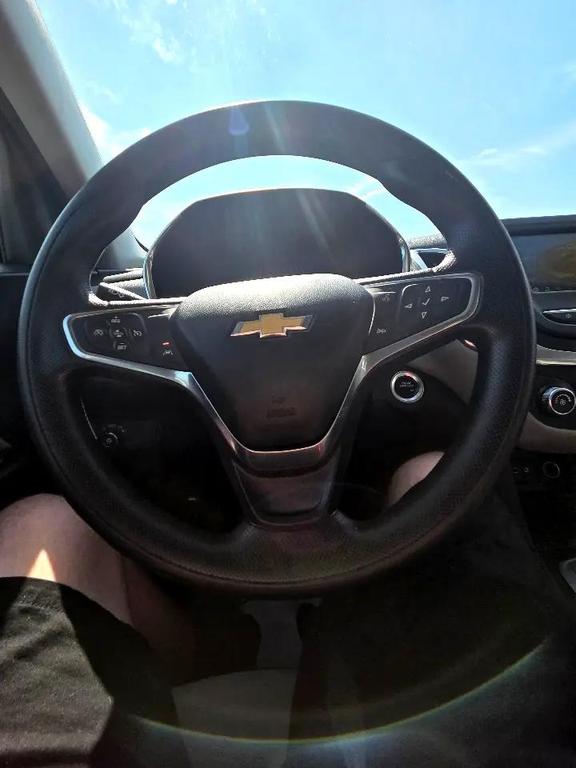 used 2020 Chevrolet Equinox car, priced at $9,995