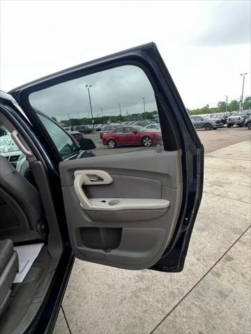 used 2012 Chevrolet Traverse car, priced at $3,995