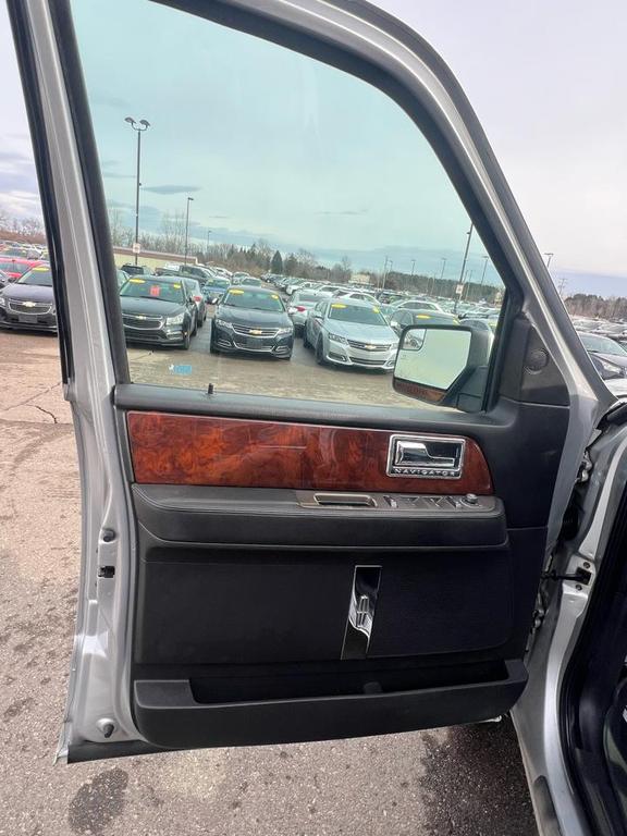 used 2012 Lincoln Navigator car, priced at $3,995
