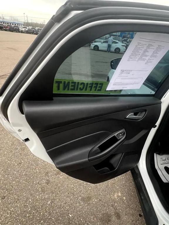 used 2014 Ford Focus car, priced at $3,995