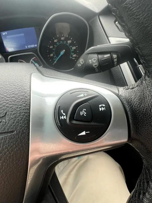 used 2014 Ford Focus car, priced at $3,995