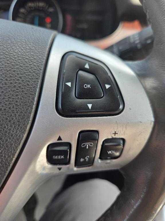 used 2013 Ford Edge car, priced at $4,995
