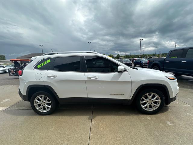 used 2016 Jeep Cherokee car, priced at $6,995