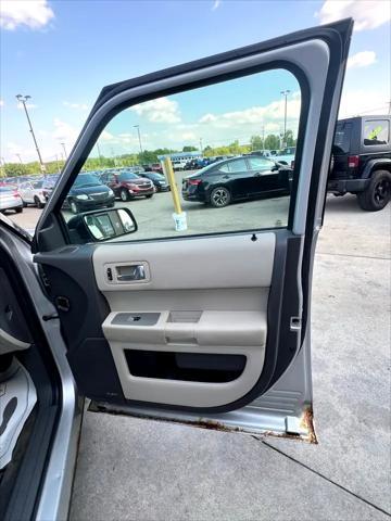 used 2012 Ford Flex car, priced at $3,995