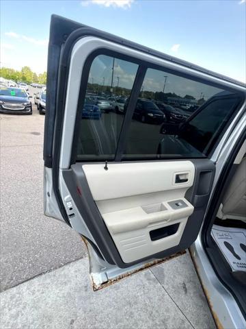 used 2012 Ford Flex car, priced at $3,995