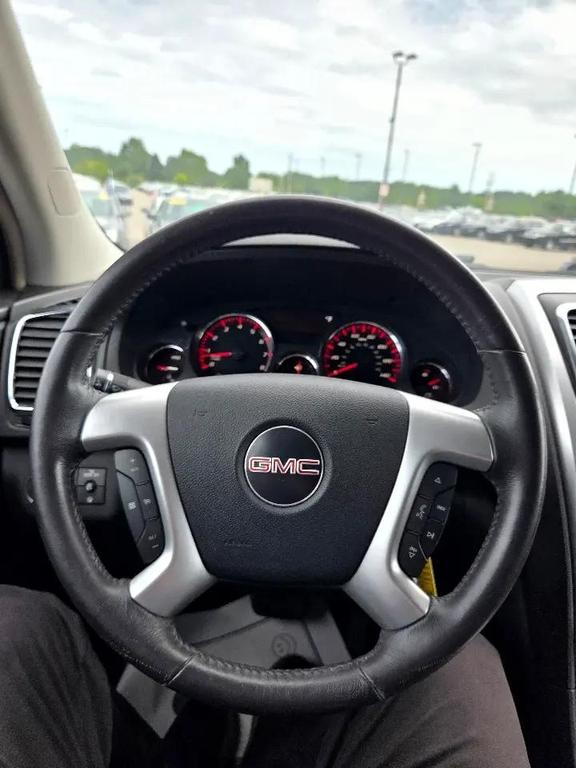 used 2009 GMC Acadia car, priced at $3,995