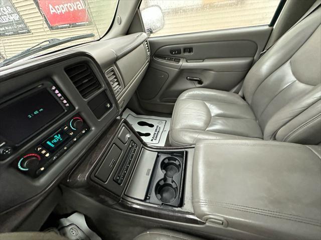 used 2004 GMC Yukon XL car, priced at $4,995