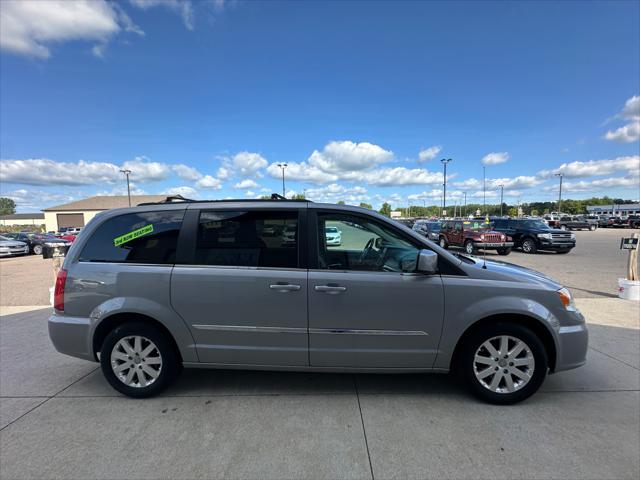 used 2014 Chrysler Town & Country car, priced at $5,995