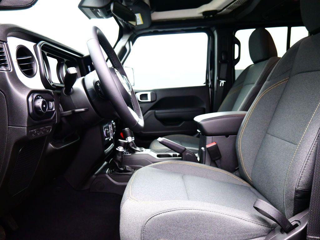 new 2025 Jeep Wrangler car, priced at $44,066