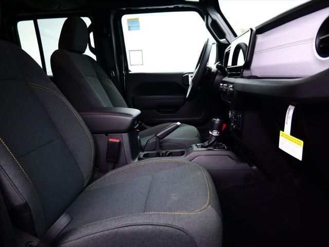 new 2025 Jeep Wrangler car, priced at $45,070
