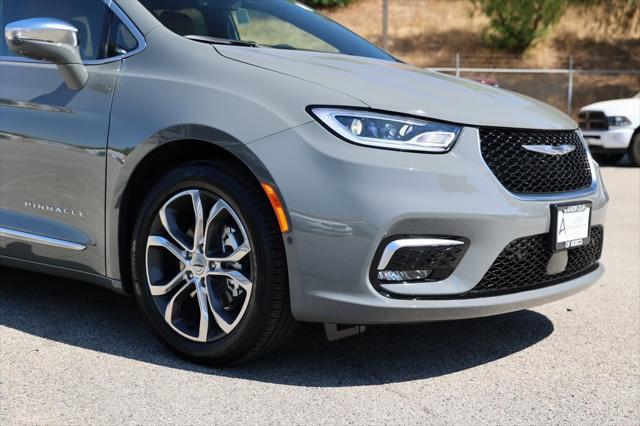 new 2024 Chrysler Pacifica car, priced at $53,925