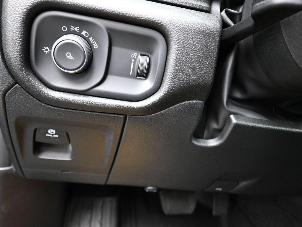 new 2025 Ram 1500 car, priced at $39,405
