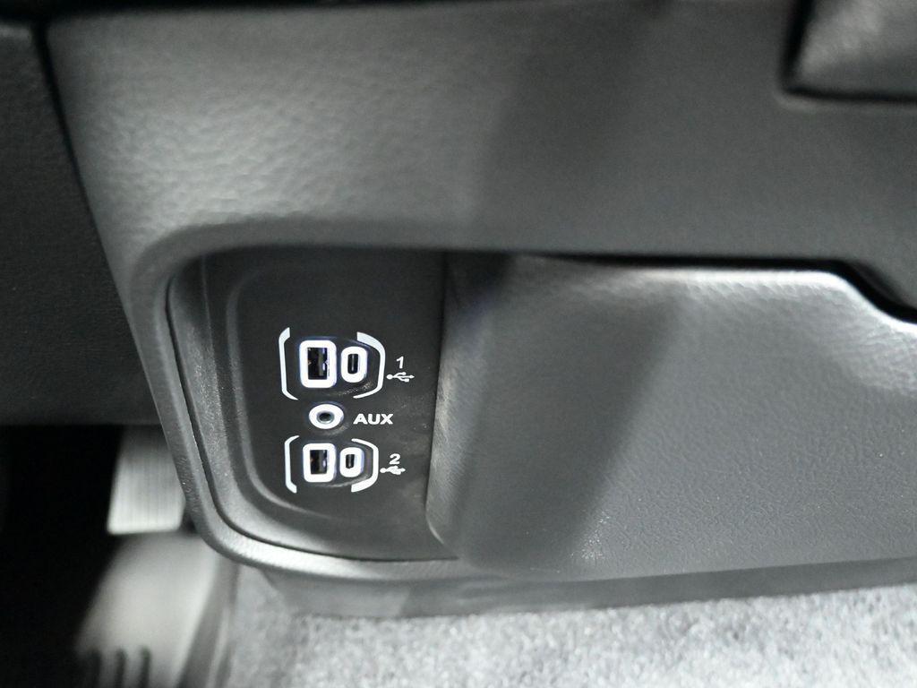 new 2025 Ram 1500 car, priced at $39,405