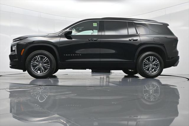 used 2025 Chevrolet Traverse car, priced at $37,195