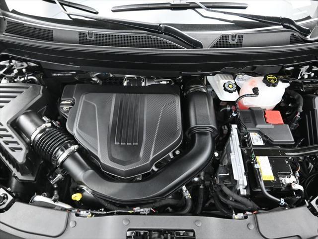 used 2025 Chevrolet Traverse car, priced at $37,195