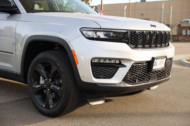 new 2025 Jeep Grand Cherokee car, priced at $46,985