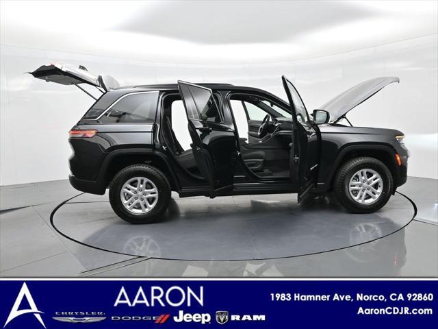 new 2025 Jeep Grand Cherokee car, priced at $34,875