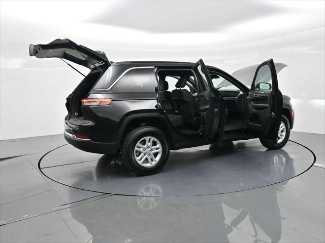 new 2025 Jeep Grand Cherokee car, priced at $34,875