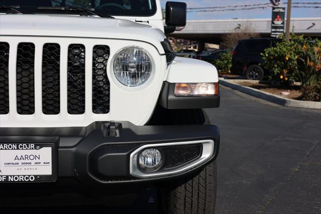 new 2023 Jeep Gladiator car, priced at $53,290