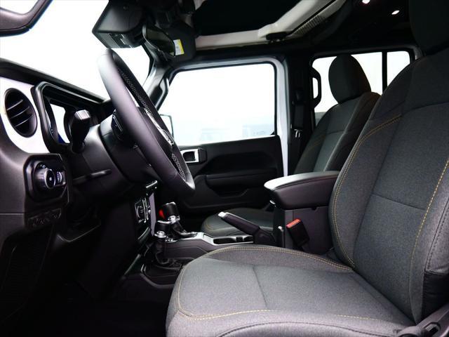 new 2025 Jeep Wrangler car, priced at $44,475