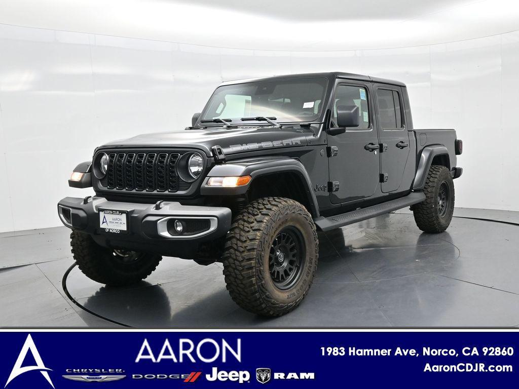 new 2025 Jeep Gladiator car, priced at $47,064