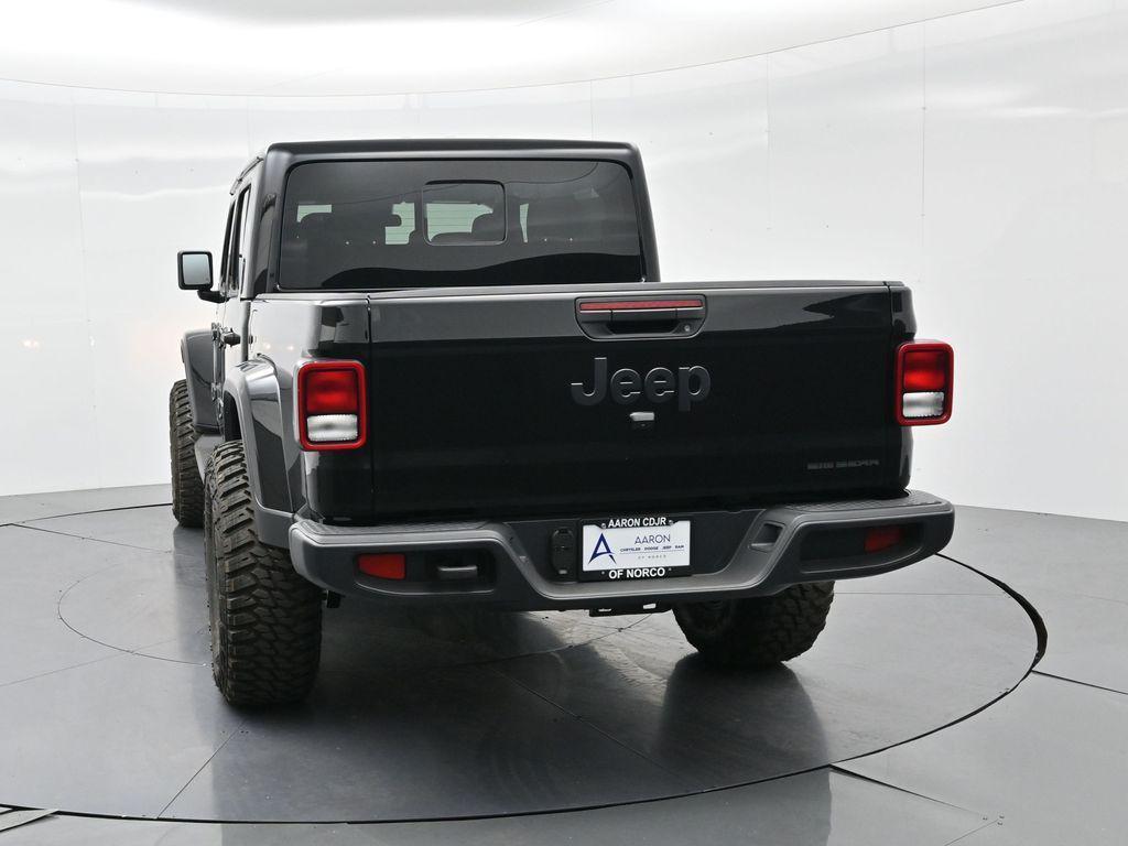new 2025 Jeep Gladiator car, priced at $41,650