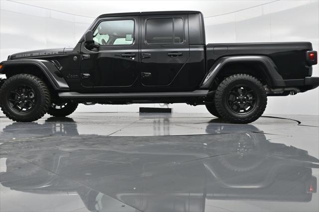 new 2025 Jeep Gladiator car, priced at $49,307